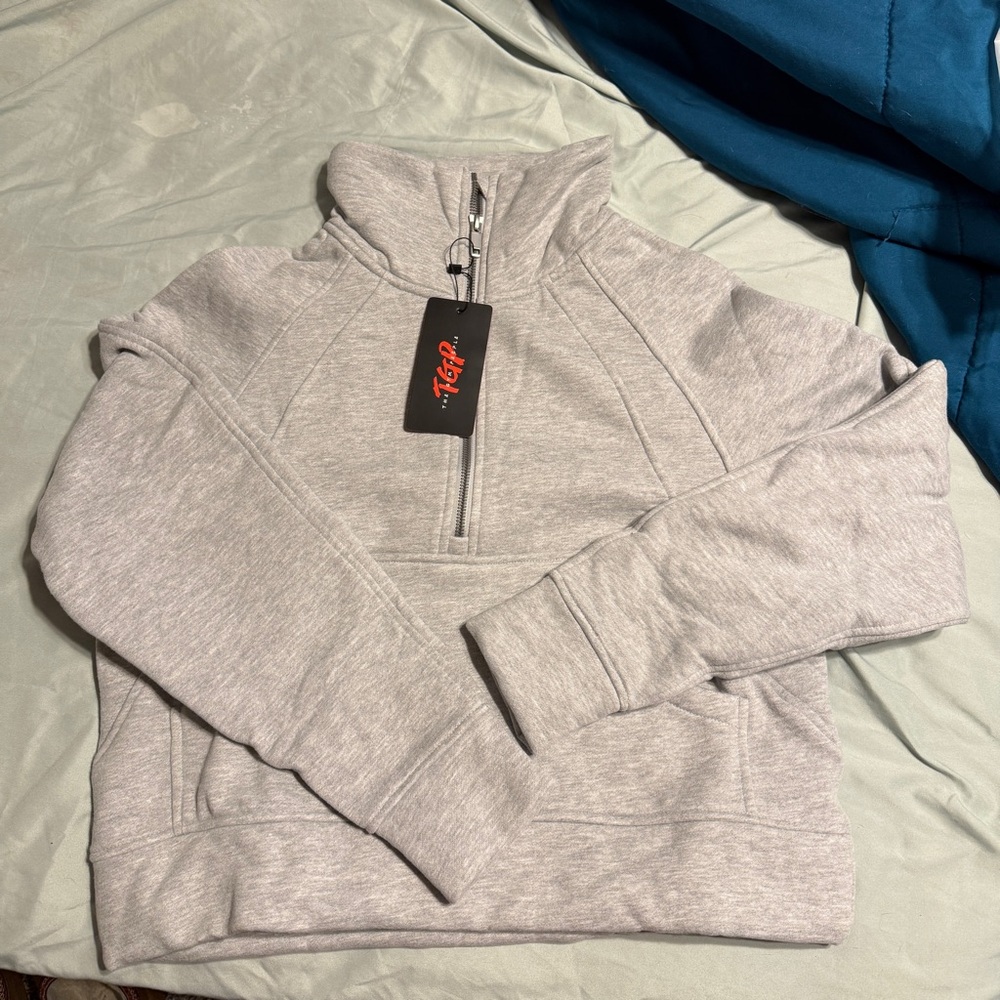 The Gym People light grey crop quarter zip